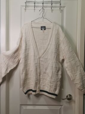Vintage 100% Cotton Woolrich Ivory Knit Cardigan with Dark Hem‎ Stripe